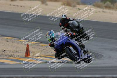 media/Jan-14-2023-SoCal Trackdays (Sat) [[497694156f]]/Turn 10 (1050am)/